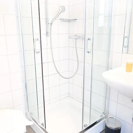 Junges Am Bodensee Albergue *